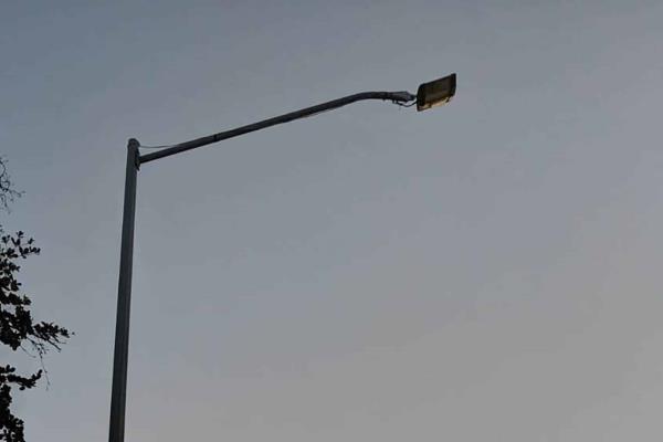 Desde hace tres meses están a oscuras en un sector de Viñedos