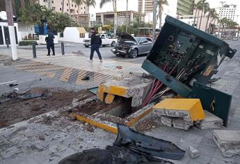 Famoso tope de la Zona Dorada en Mazatlán ocasiona fuerte accidente