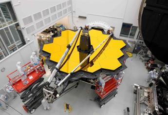 Telescopio James Webb inicia en el espacio el reto del desdoble de su espejo principal