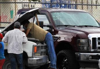 El Gobierno de México regula autos ilícitos de EE.UU. con un polémico decreto