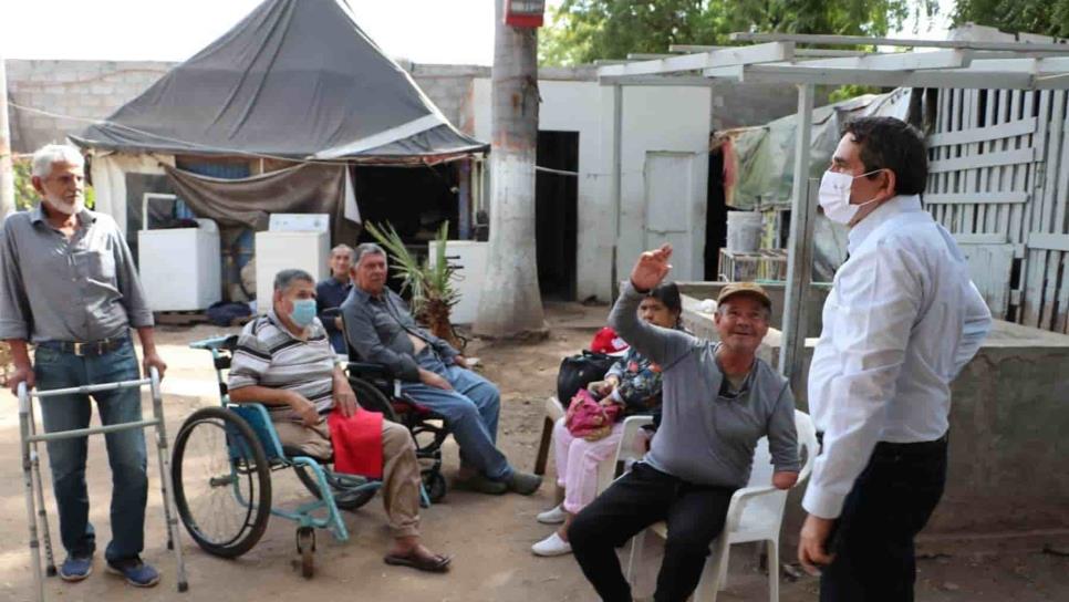 Abuelitos del refugio «El Buen Samaritano» reciben vacuna contra el Covid-19