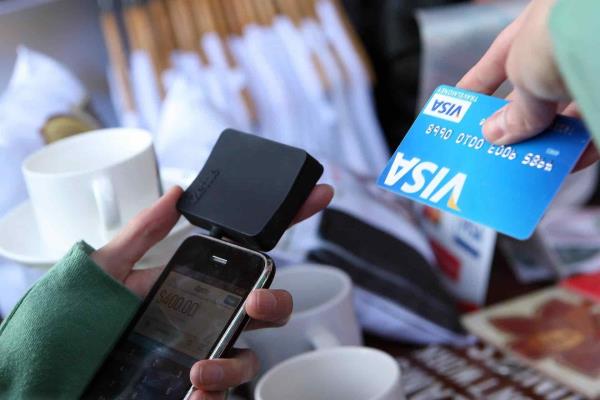 Visa lanza plataforma para reducir la dependencia de los terminales de pago