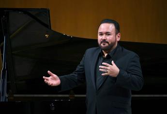El tenor mexicano Javier Camarena firma un acuerdo con Sony