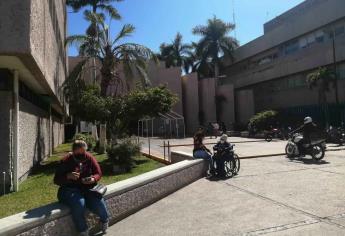 Enfermeros suplentes del IMSS Los Mochis se quejan de falta de bases laborales