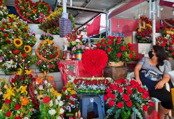 Altos precios en flores dejan ventas «flojas» el Día del Amor y la Amistad