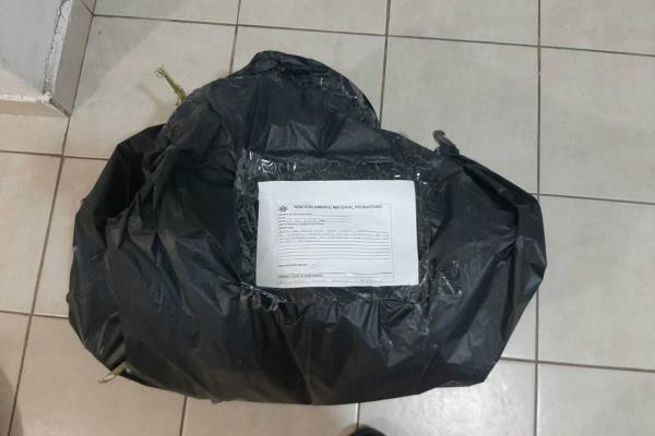 Policías de Ahome aseguran mariguana, un sujeto se dio a la fuga