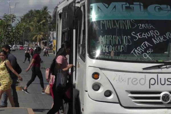 Esperan urbaneros de Los Mochis que incremento al pasaje se ajuste a sus necesidades