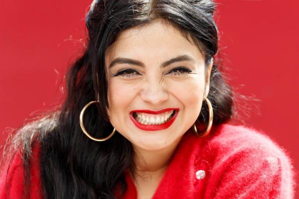 Mon Laferte: «¡Soy la más feliz del planeta! ¡Soy mamá!»