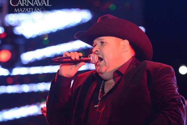 «El Coyote» cantará a los mazatlecos en el Carnaval
