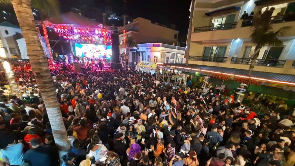 Regresa cobro a Olas Altas en Carnaval de Mazatlán; serán $70 por persona