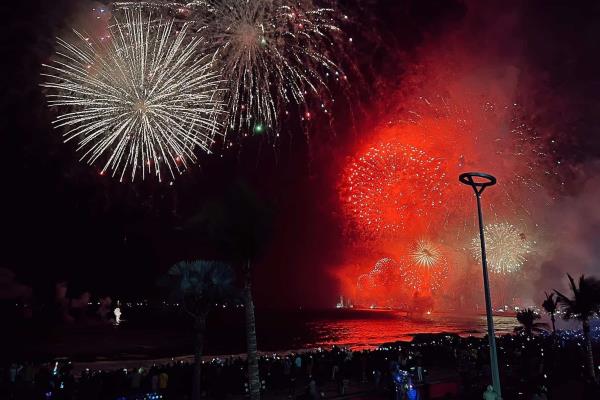 Para el Carnaval de Mazatlán 2023, el Combate Naval regresará a Olas Altas