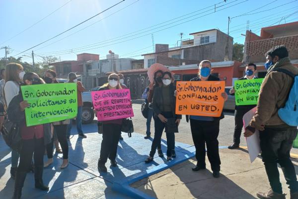 No hay negociación en Conalep; los trabajadores recurrirán a un amparo
