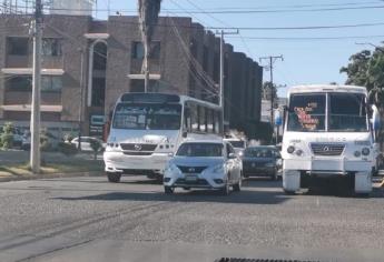 Posible aumento al transporte preocupa a usuarios de Los Mochis