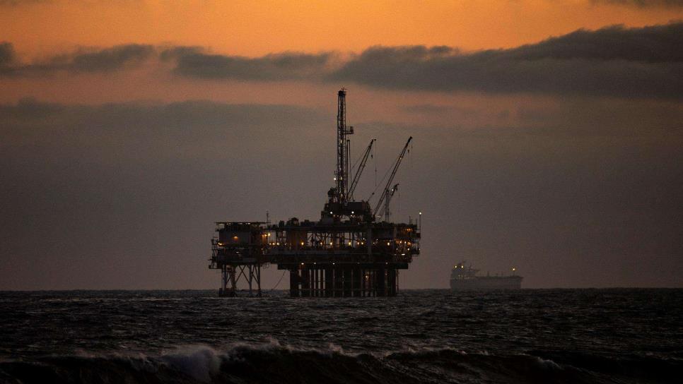 El petróleo de Texas cierra con una subida del 3,2 %, hasta los 119,40 dólares el barril