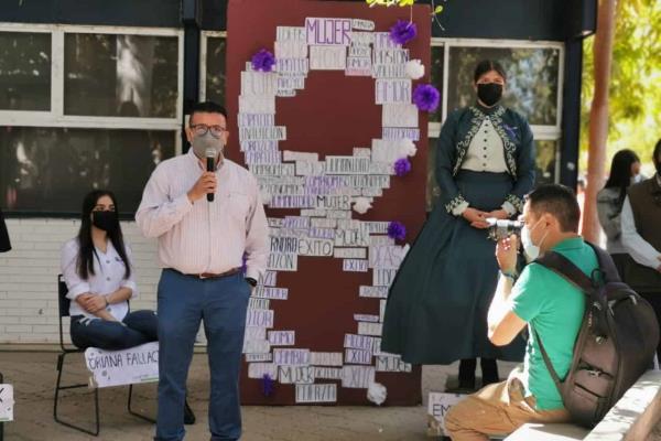 Con «Mujeres Sobresalientes en la Historia», Cetis 68 conmemora Día de la Mujer