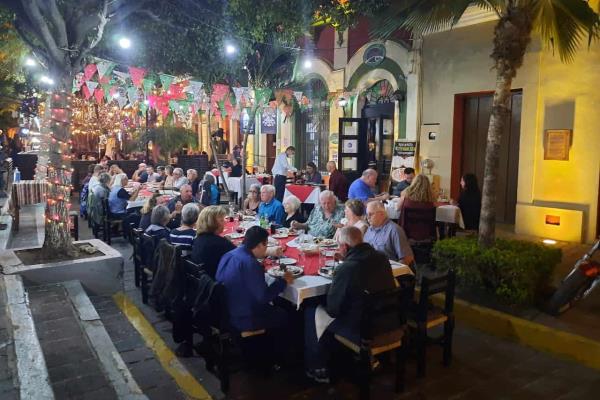 Con cambio de semáforo epidemiológico, restauranteros buscan aforo al 80 %
