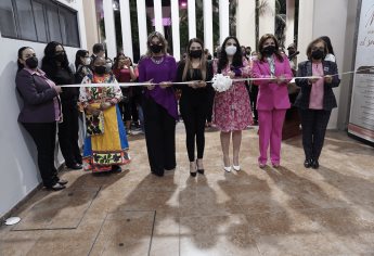 Inaugura Congreso exposición fotográfica «Mujeres maquilladas por el sol y la sal»