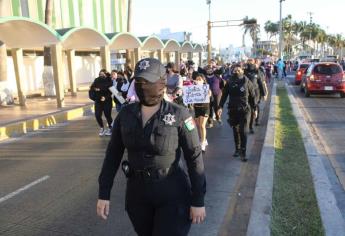 Marcha por el Día Internacional de la Mujer en Mazatlán no presentó incidentes en Mazatlán