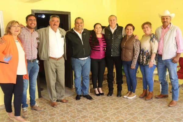 Alcalde de Ahome encabeza reunión con síndicos electos y salientes