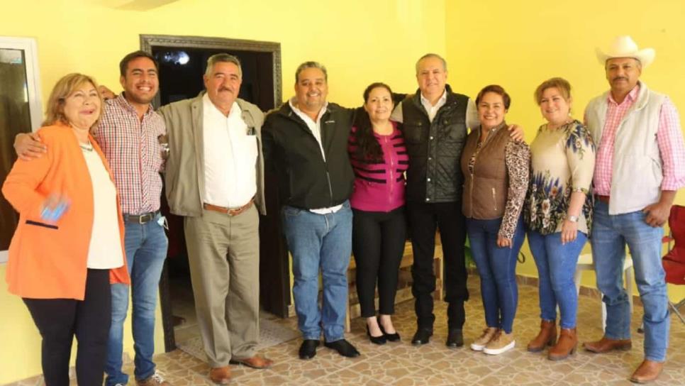 Alcalde de Ahome encabeza reunión con síndicos electos y salientes