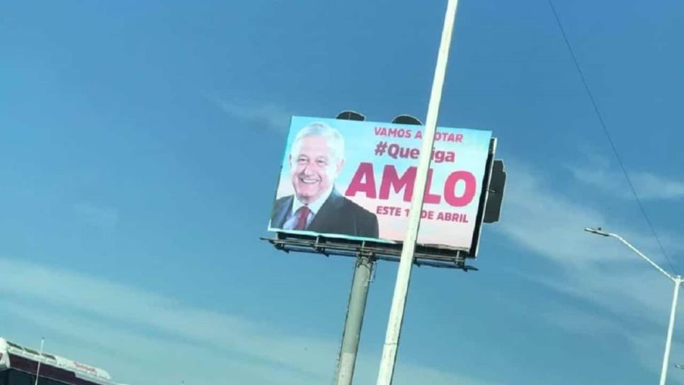 No proceden denuncias por anuncios espectaculares de AMLO