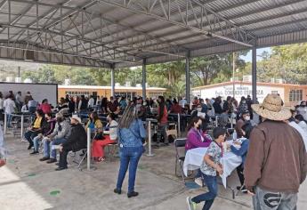 Feria del Bienestar atiende a vecinos de la colonia Las Malvinas