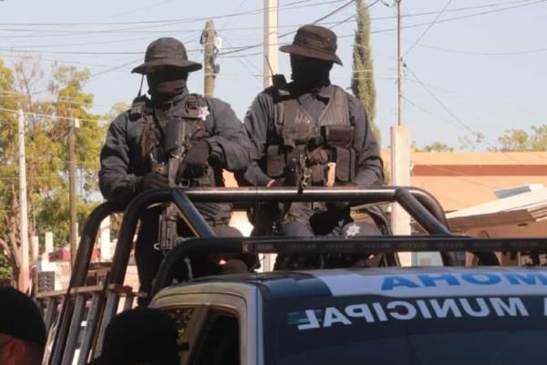 Hombres armados «levantan» a joven en Los Mochis
