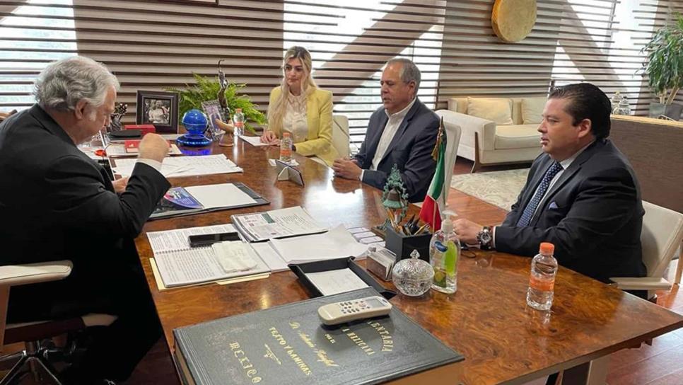 Gestiona alcalde Gerardo Vargas visita a Ahome del Secretario de Turismo Federal