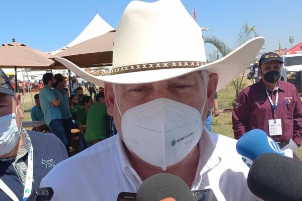 Desabasto de fertilizantes, el gran problema de México: Víctor Villalobos