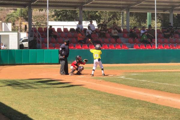 Cantan el Play Ball en torneo clasificatorio para el mundial Cal Ripken Jr