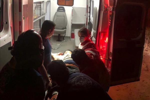 Rescatan a mujer y a sus dos hijos tras quedar varados en el cerro Las 7 Gotas