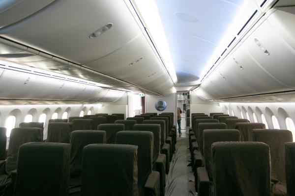 AMLO pondrá en renta el avión presidencial para fiestas