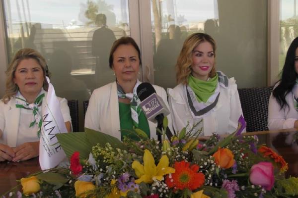 Invita Ammje a la pasarela de modas con causa «Rosa Española»