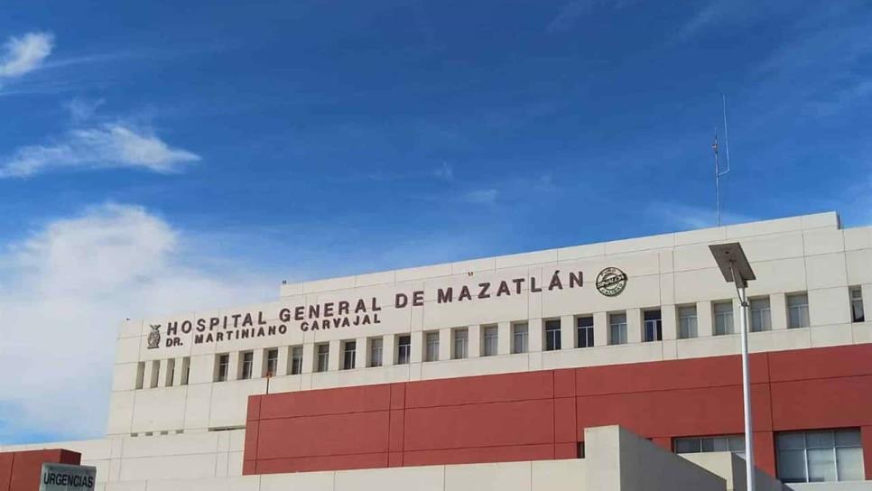 Reo del penal de Mazatlán toma ácido muriático y queda grave en hospital