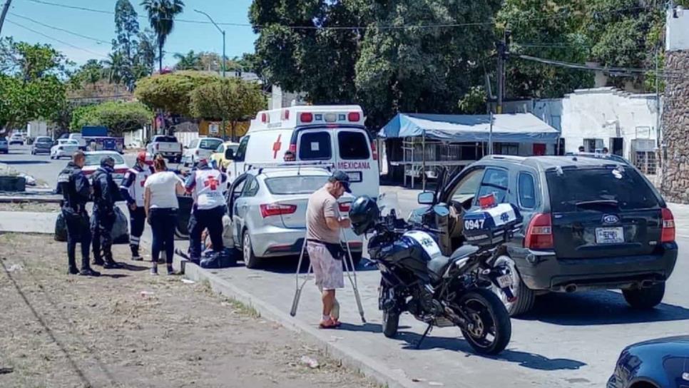 Lo reportaron muerto en vía pública, Cruz Roja Los Mochis lo reanima