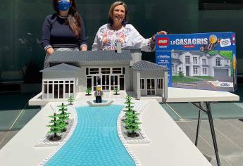 Senadora del PAN convierte «La Casa Gris» de López Obrador en figuras de Lego