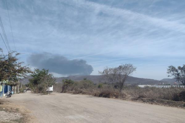 Cumple 24 horas «ardiendo» el basurón de Mazatlán