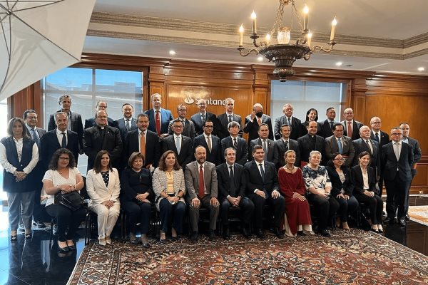 Asiste el Rector de la UAS a la Sesión del Consejo de Administración de Universia México