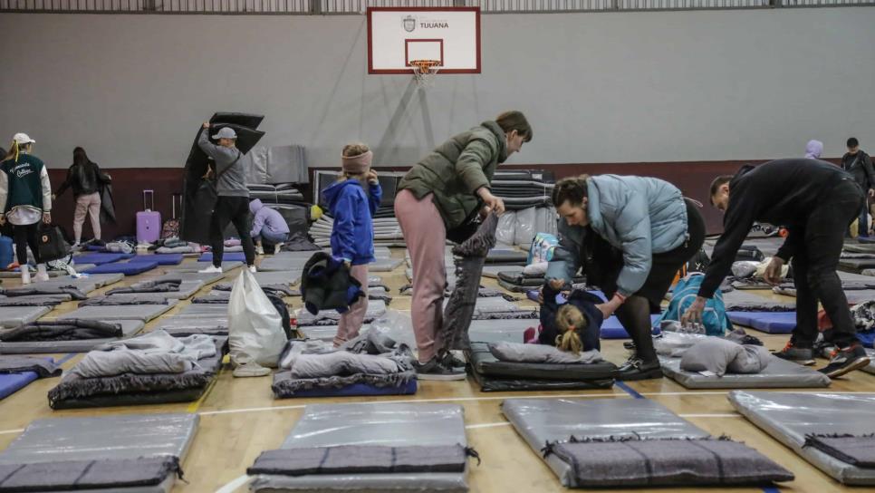Refugiados ucranianos son ubicados en un albergue temporal en la mexicana Tijuana Refugiados ucranianos son ubicados en un albergue temporal en la mexicana Tijuana
