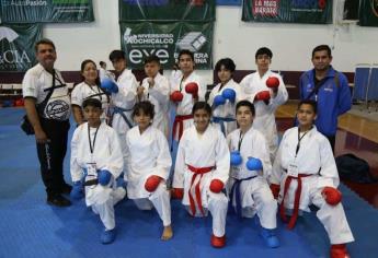 Clasifican 10 sinaloenses en primer día de Karate