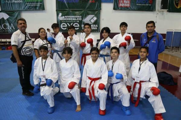 Clasifican 10 sinaloenses en primer día de Karate