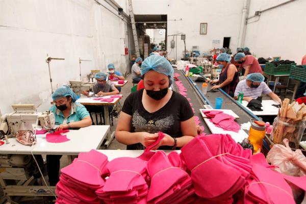 La producción industrial sube un 2,5 % en febrero en México