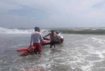 Menor de 13 años muere tras ser rescatado de la playa Olas Altas, en Mazatlán