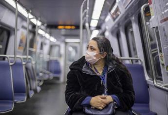 Jueza revoca la orden de usar mascarillas en el transporte público en EEUU