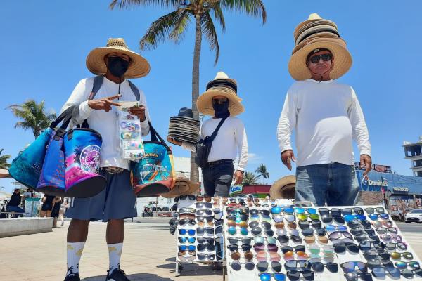 Aseguran vendedores de playa que fue mejor el Carnaval que la Semana Santa