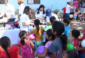 >DIF Ahome lleva piñatas, dulces y regalos por el día del niño a la comunidad Las Quintas.