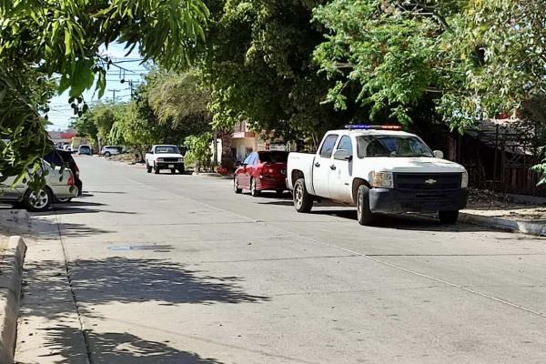Salvan a niño de morir ahogado en alberca de Los Mochis