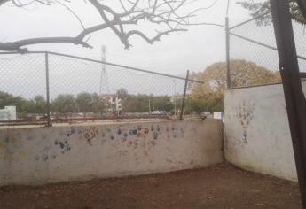 Rompen candado y saquean escuela en Infonavit El Conchi