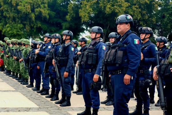 ¿Qué hacían tantos militares y policías en el Palacio de Gobierno?