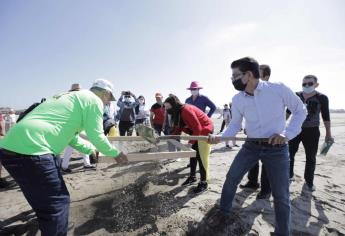 Ponen en marcha a nivel estatal limpieza de microplásticos en playa Las Glorias